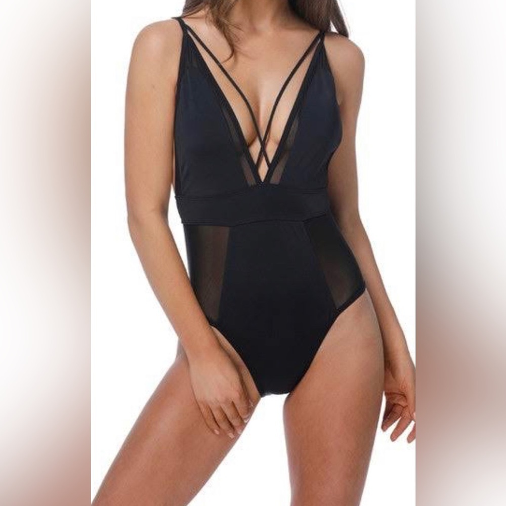 One-piece Mesh Insert Swimsuit